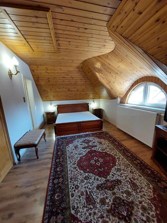 Gombos Apartman Leilighet Hajdúszoboszló Eksteriør bilde